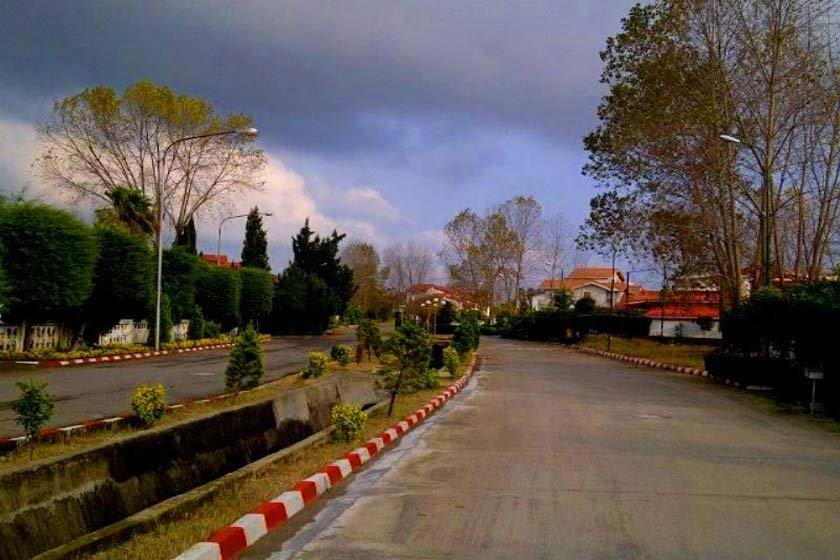 دهکده ساحلی بندر انزلی