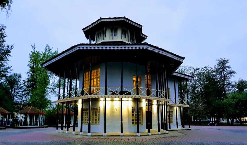عمارت کلاه فرنگی