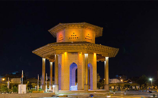آرامگاه میرزا کوچک خان جنگلی
